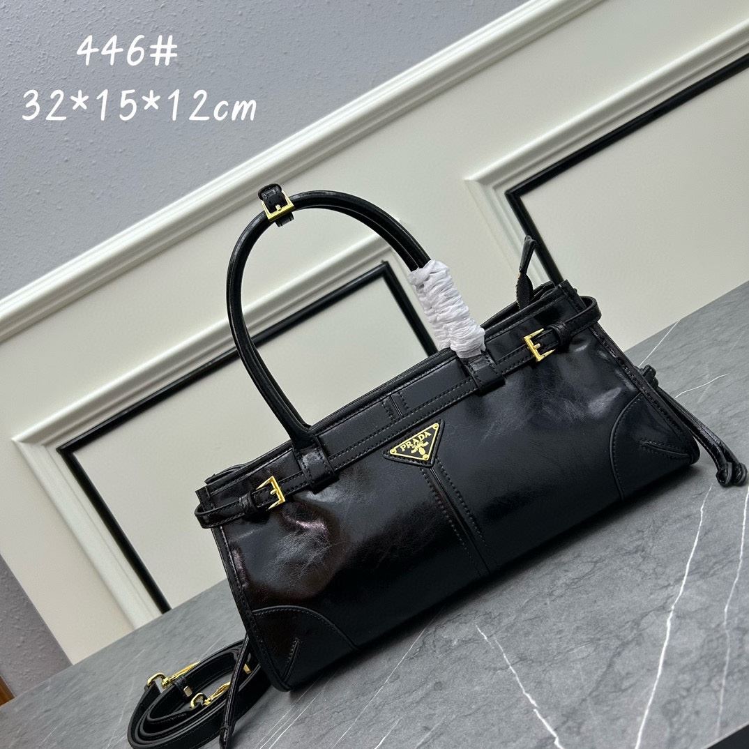 Pra*a top handle bags
